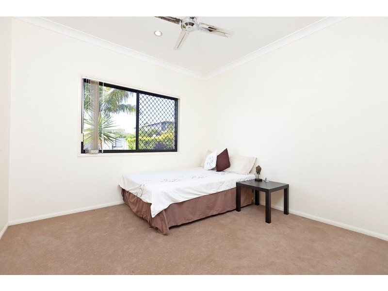 7 Summit Place, Wynnum West QLD 4178