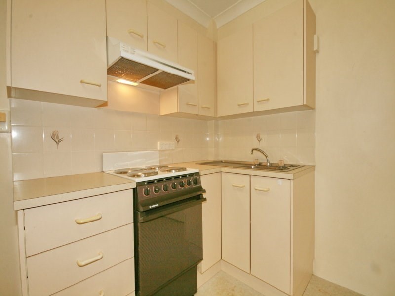 69/15 Carmichael Court, Wynnum West QLD 4178