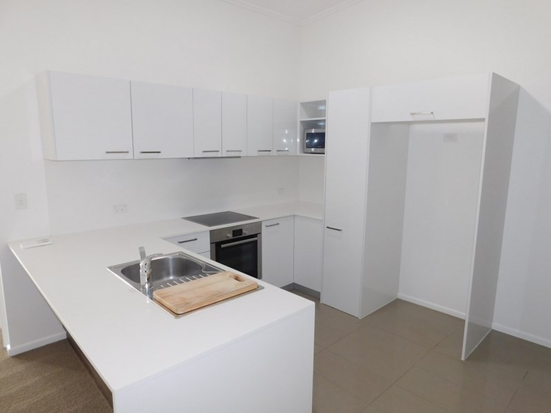 5/39 Yamboyna Street, Manly QLD 4179