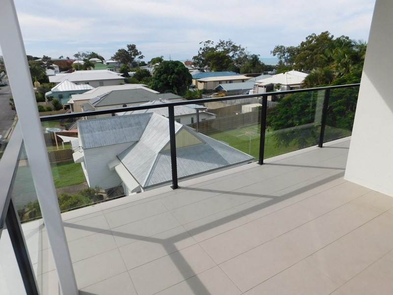 5/39 Yamboyna Street, Manly QLD 4179