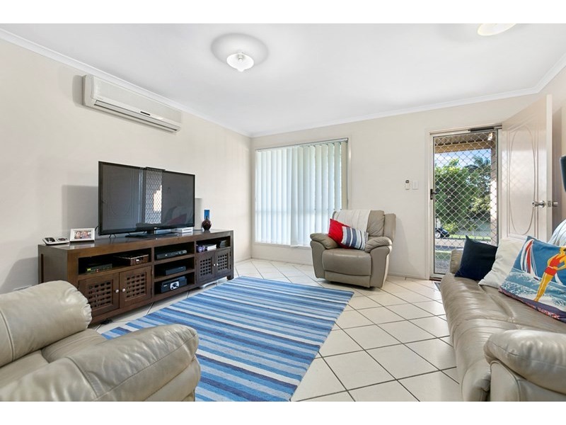 33 Hutton Avenue, Wynnum QLD 4178