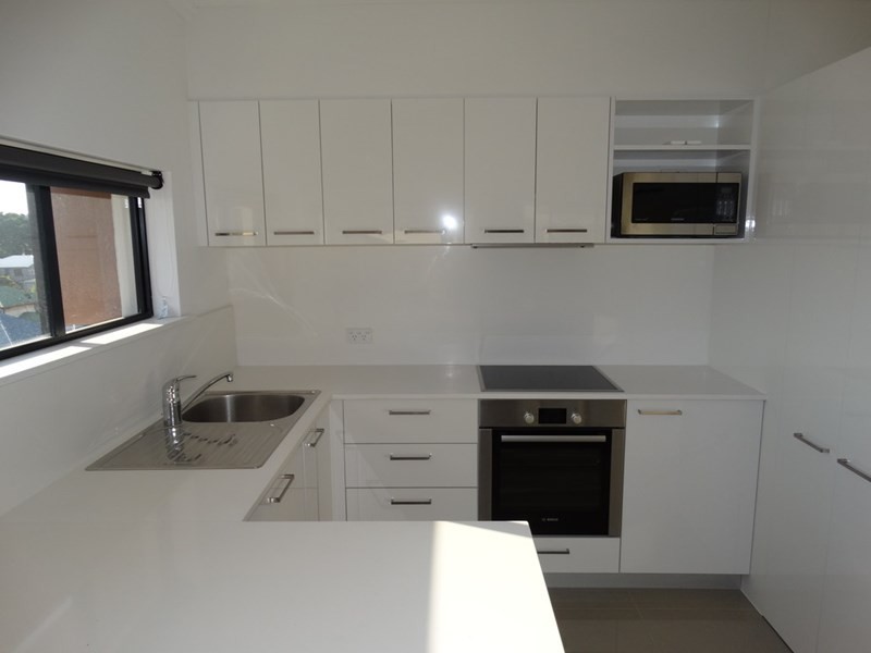 8/39 Yamboyna Street, Manly QLD 4179