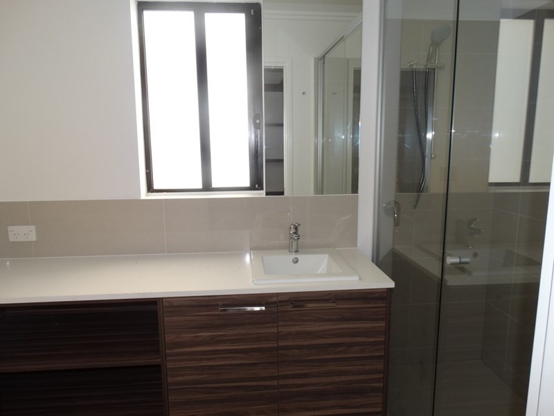 8/39 Yamboyna Street, Manly QLD 4179