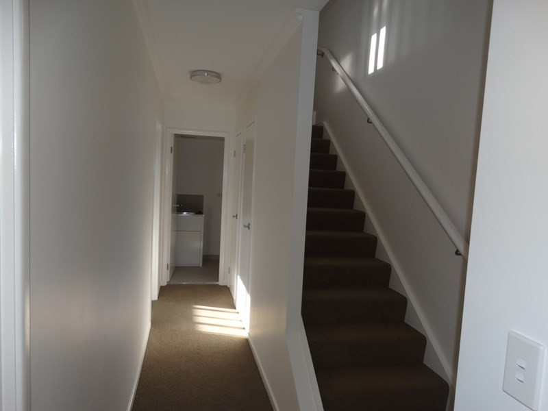 8/39 Yamboyna Street, Manly QLD 4179