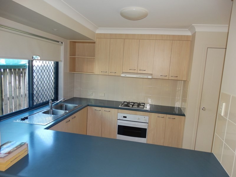 13 Outram Street, Lota QLD 4179