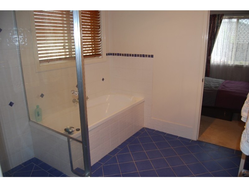 124 Petersen Street, Wynnum QLD 4178