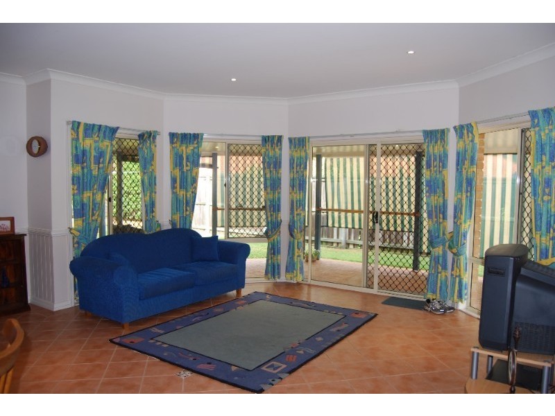 124 Petersen Street, Wynnum QLD 4178