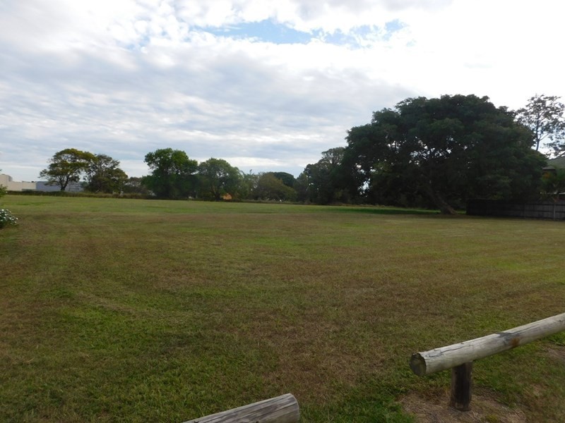 21 Sorrento Street, Wynnum West QLD 4178