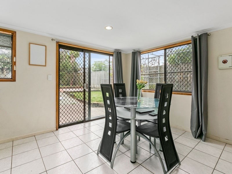 12 Kinsella Street, Belmont QLD 4153