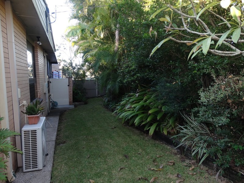 8 Hinckley Street, Manly West QLD 4179