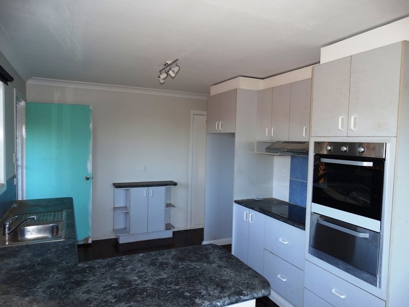 36 Talwong Street, Manly West QLD 4179