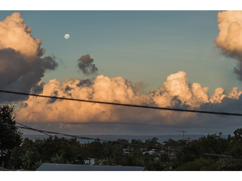 6 Kitchener Street, Wynnum QLD 4178