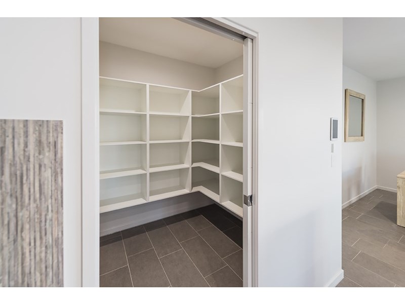 6 Kitchener Street, Wynnum QLD 4178