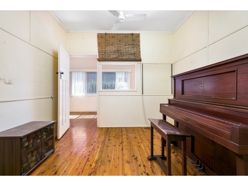 408 Oxley Road, Sherwood QLD 4075