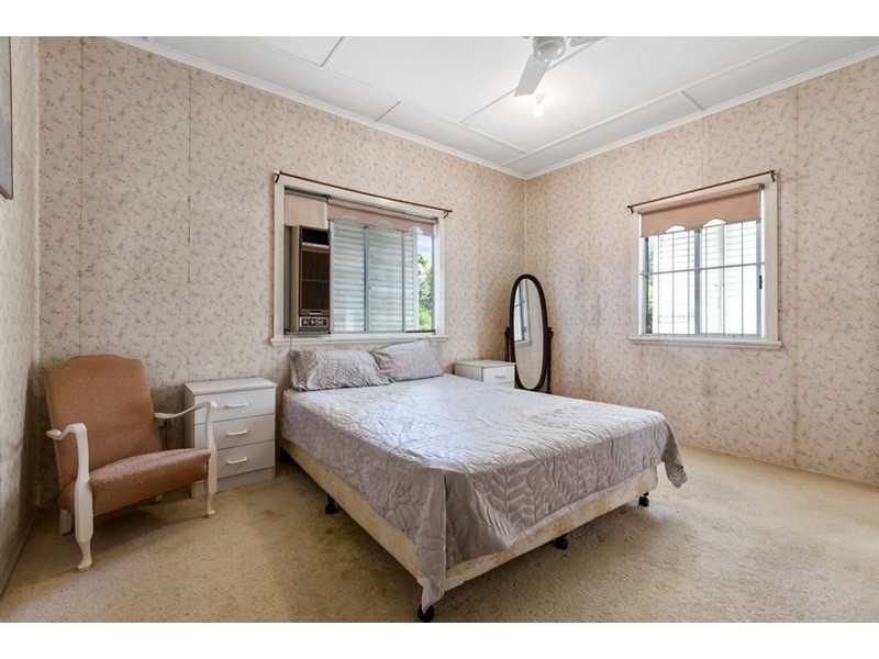 408 Oxley Road, Sherwood QLD 4075