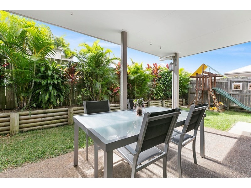 13/8 Zahner Place, Manly West QLD 4179