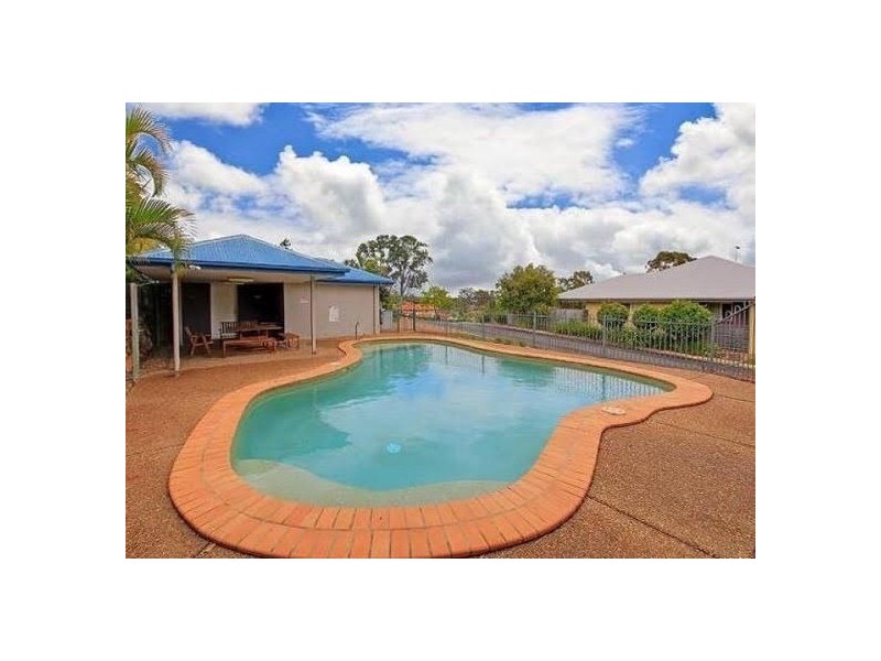 13/8 Zahner Place, Manly West QLD 4179