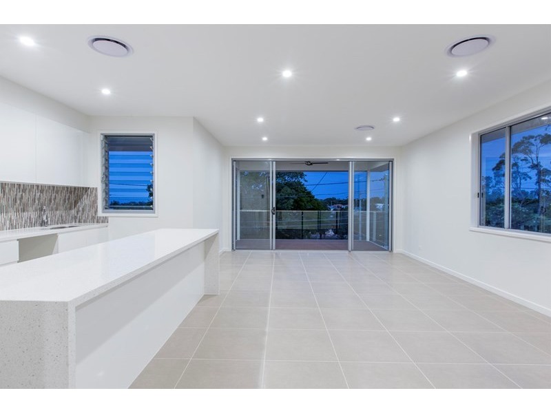 4 Kitchener Street, Wynnum QLD 4178