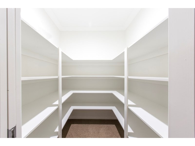 4 Kitchener Street, Wynnum QLD 4178