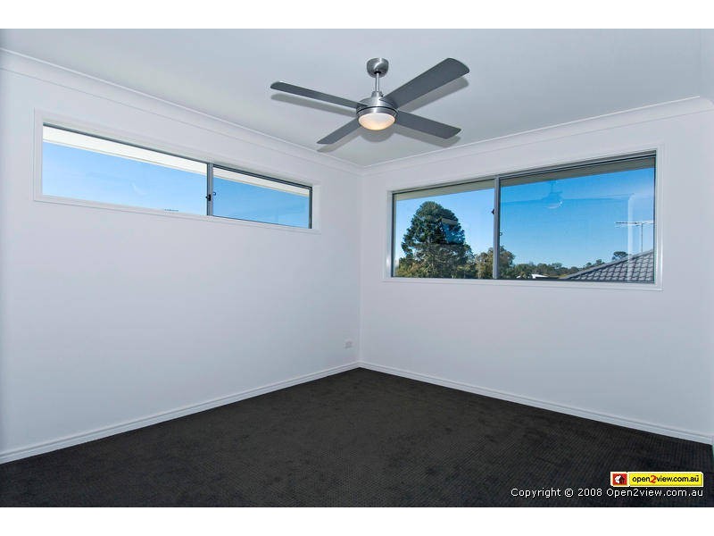 11 Sylvateere Crescent, Wakerley QLD 4154