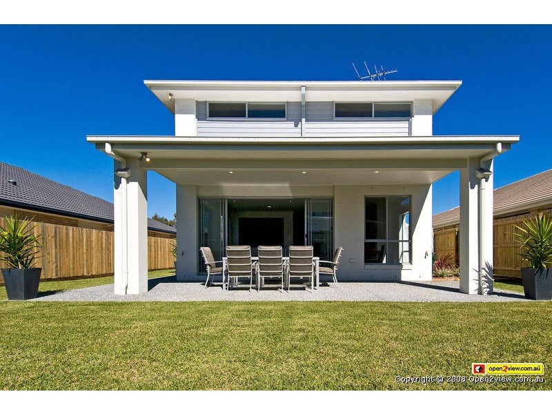 11 Sylvateere Crescent, Wakerley QLD 4154