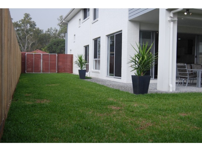 11 Sylvateere Crescent, Wakerley QLD 4154