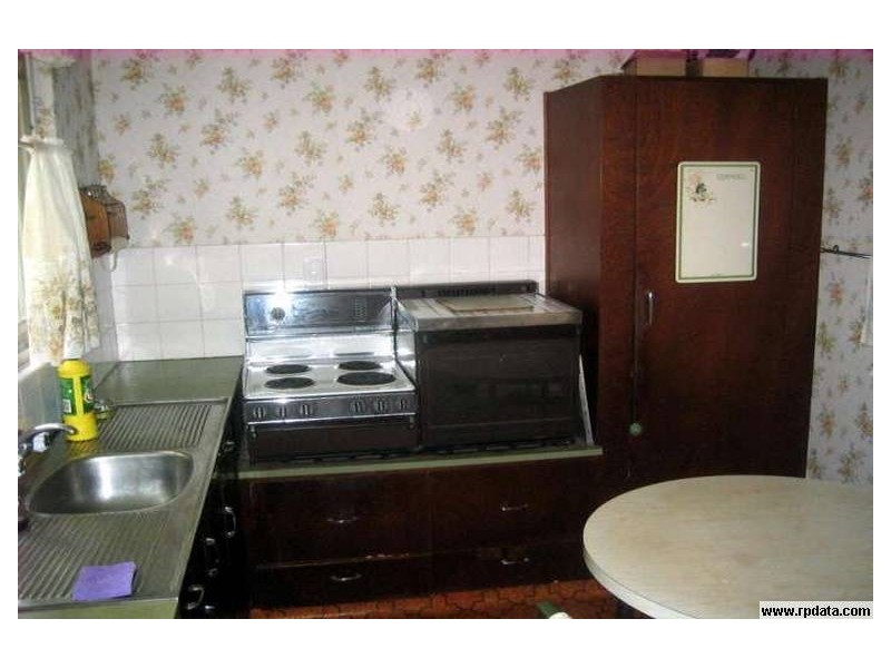 90 Waterview Avenue, Wynnum QLD 4178