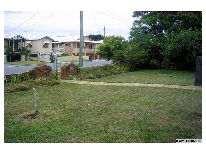 90 Waterview Avenue, Wynnum QLD 4178