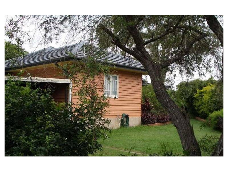 76 Macdonald Street, Lota QLD 4179