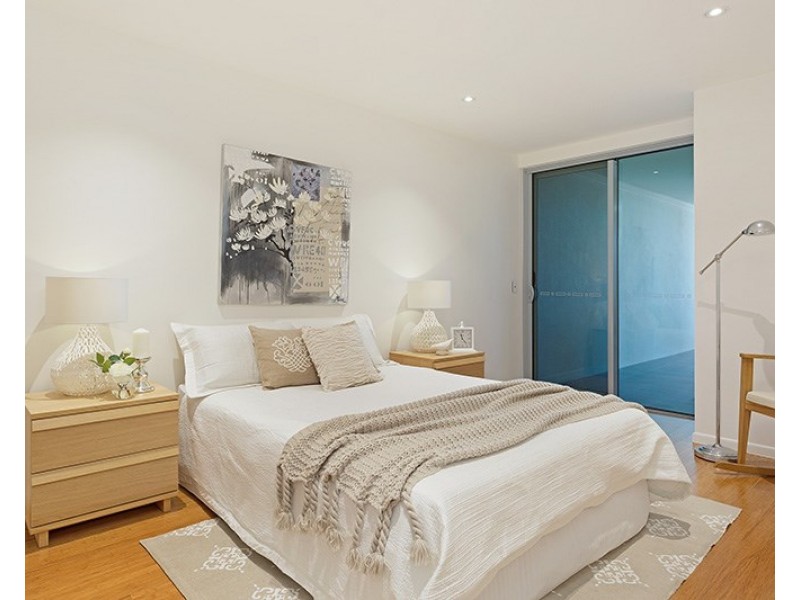 4/110 Akonna Street, Wynnum QLD 4178