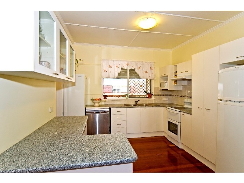 48 Daisy Street, Wynnum QLD 4178