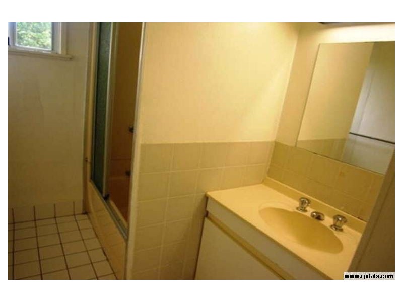 12 Ferndale Street, Lota QLD 4179