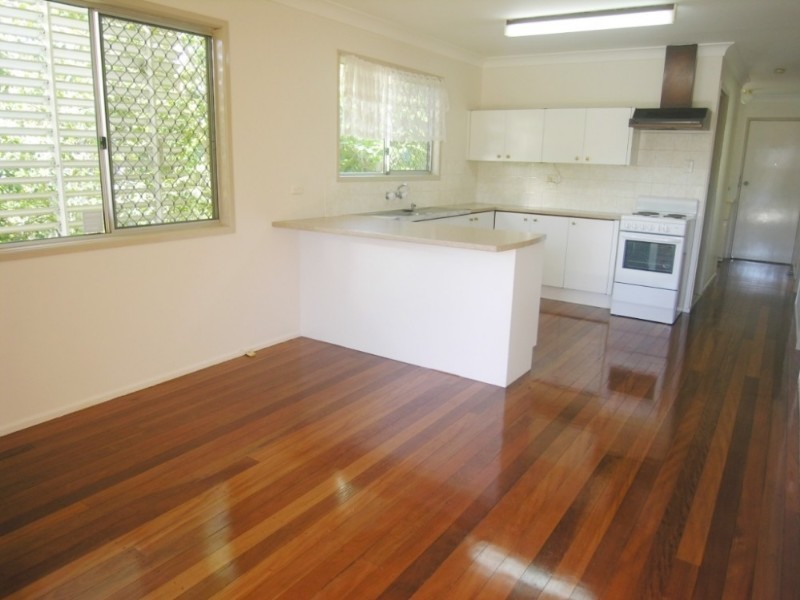 24 Coolana Street, Lota QLD 4179