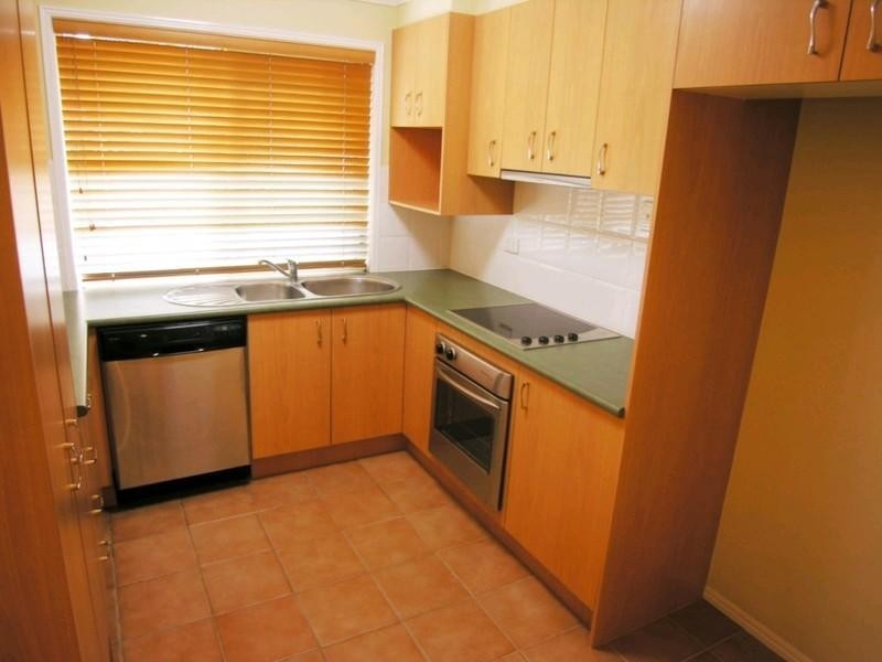 1/8 Drayton Terrace, Wynnum QLD 4178