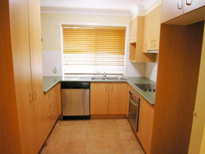 1/8 Drayton Terrace, Wynnum QLD 4178