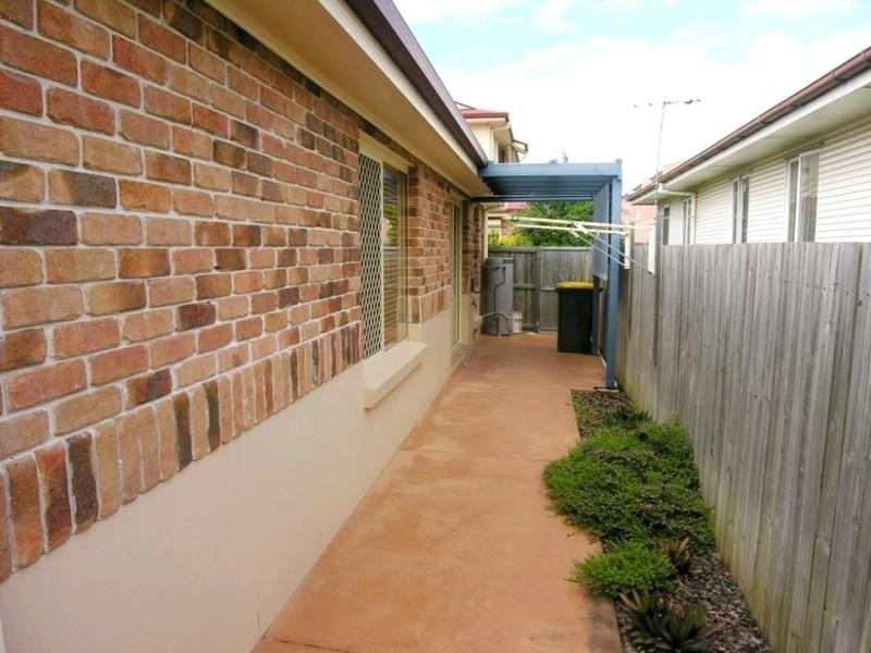 1/8 Drayton Terrace, Wynnum QLD 4178