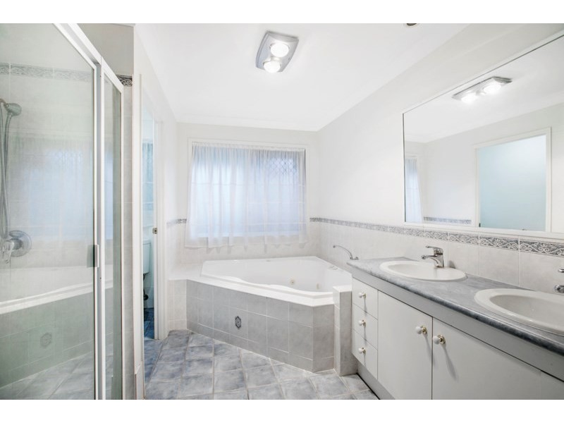 1 Lahey Close, Wynnum QLD 4178