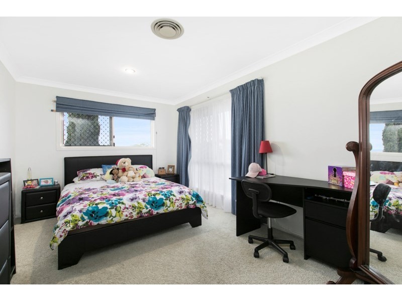 1 Lahey Close, Wynnum QLD 4178