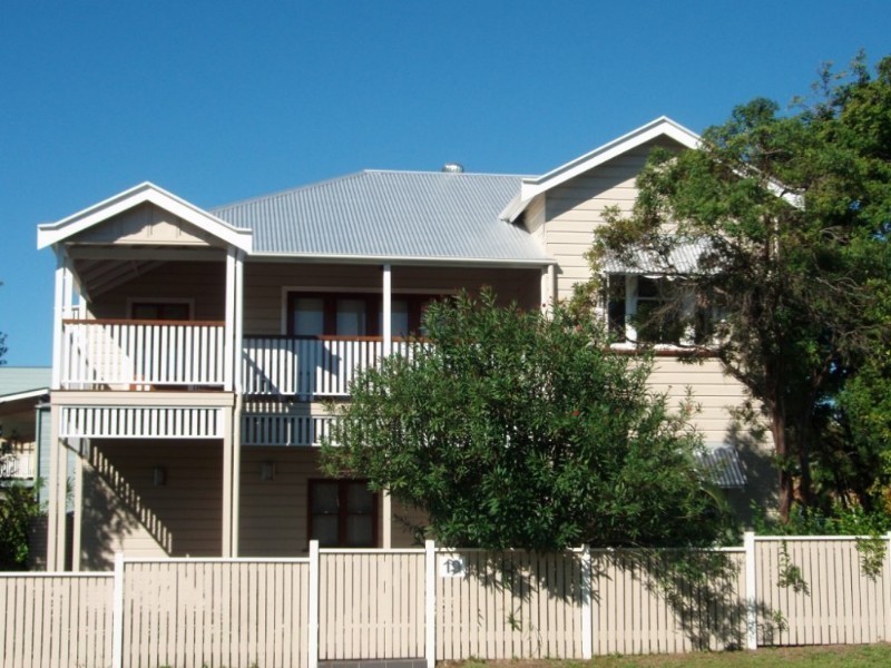 19 Wolsey Parade, Wynnum QLD 4178