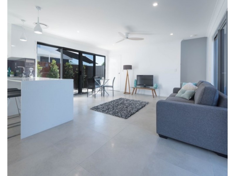 31 Clara Street, Wynnum QLD 4178