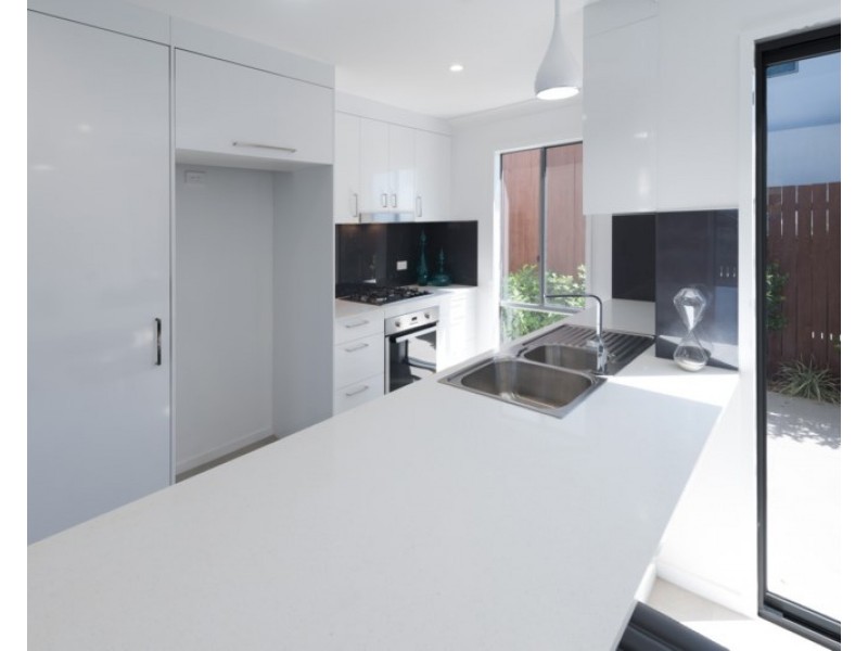 31 Clara Street, Wynnum QLD 4178