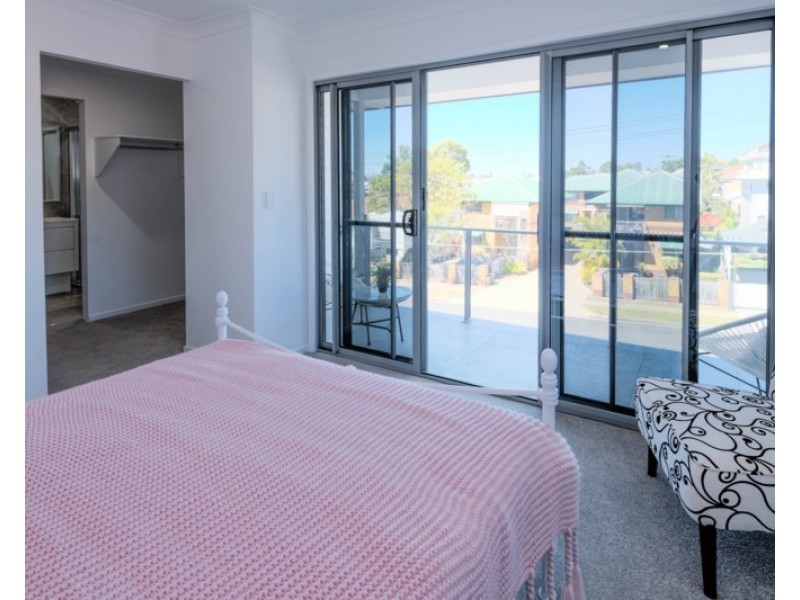 31 Clara Street, Wynnum QLD 4178