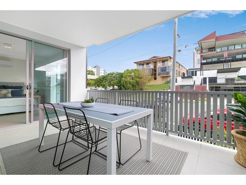 4/83 Akonna Street, Wynnum QLD 4178