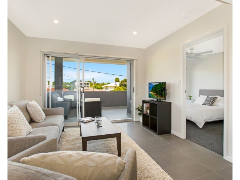 11 Besham Parade, Wynnum QLD 4178