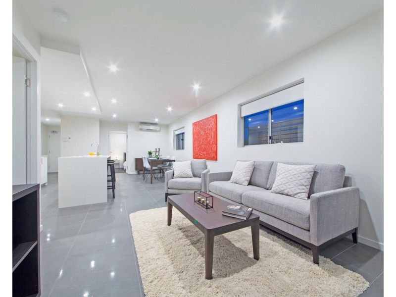 11 Besham Parade, Wynnum QLD 4178