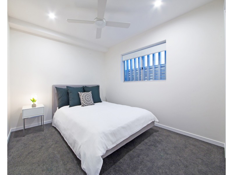 11 Besham Parade, Wynnum QLD 4178