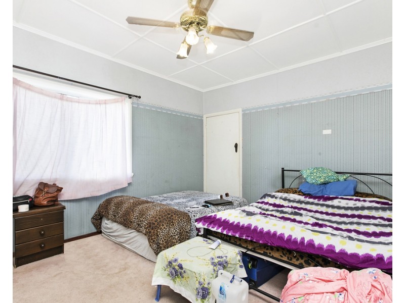 60 Rodney Street, Wynnum West QLD 4178