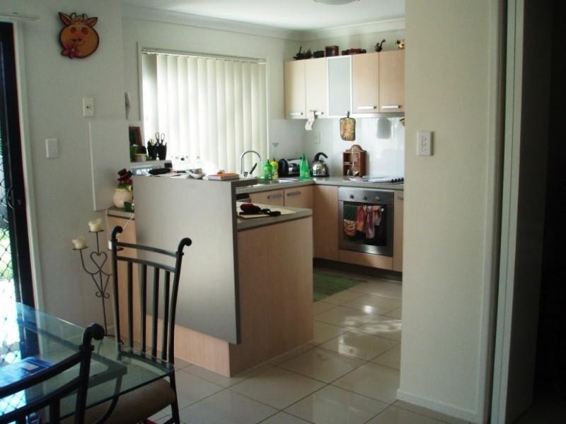 2/23 Tallis Street, Wakerley QLD 4154