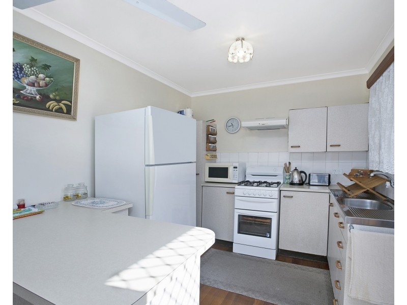 51 Stewart Parade, Manly QLD 4179
