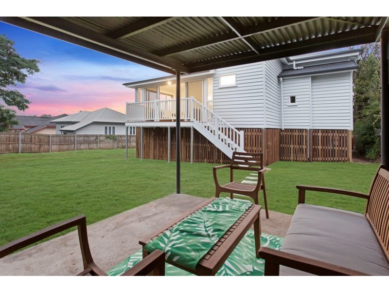 31 Carnation Street, Wynnum QLD 4178